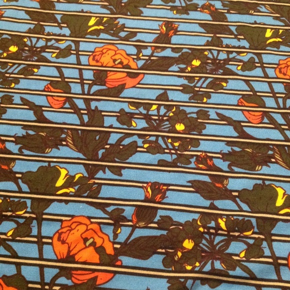 LuLaRoe Carly Dress Size XXS. NWT!‎ - Picture 2 of 3